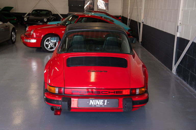 Porsche 911 Carrera 3.2 (US)