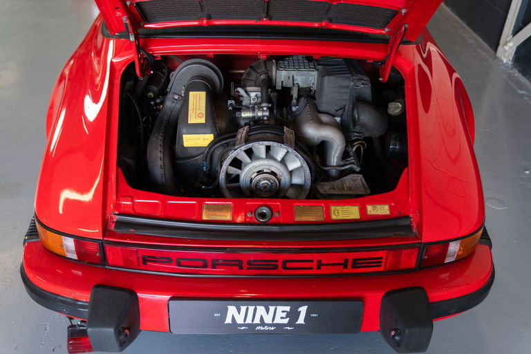 Porsche 911 Carrera 3.2 (US)