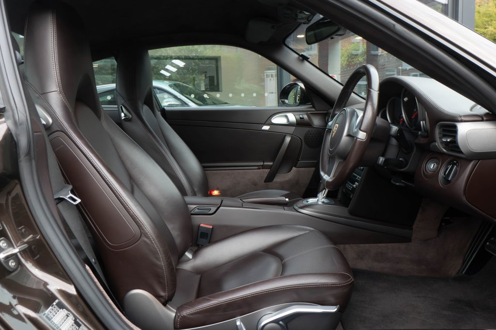 Porsche 997.2 Carrera 4