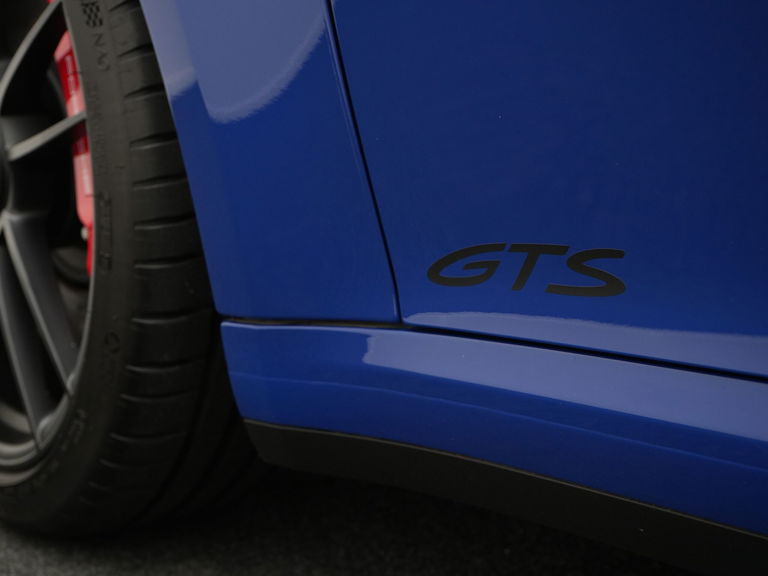 Porsche 992 Carrera GTS