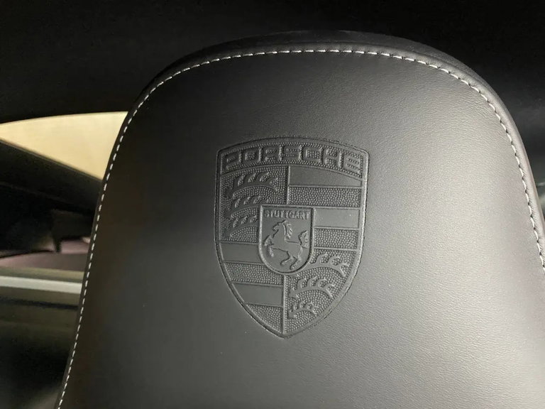 Porsche 718 Cayman Style Edition