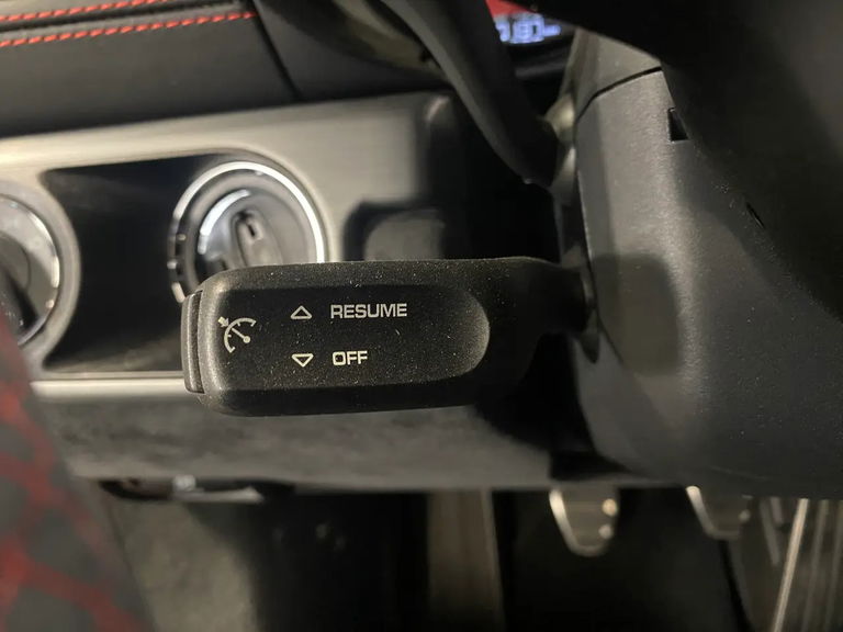 Porsche 718 Cayman GT4