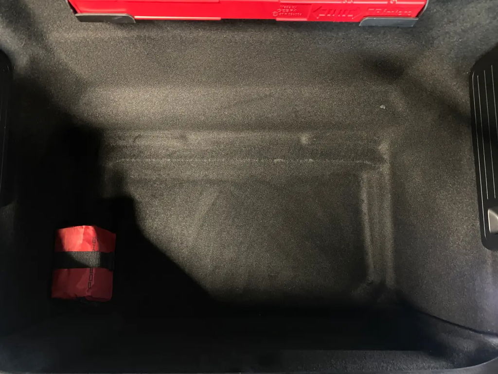 Porsche 718 Cayman Style Edition