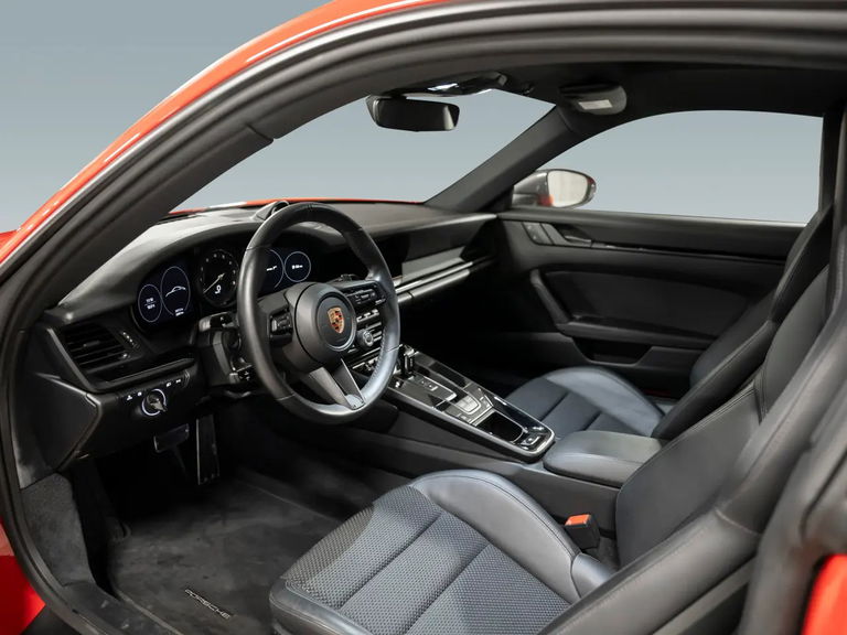 Porsche 992 Carrera T