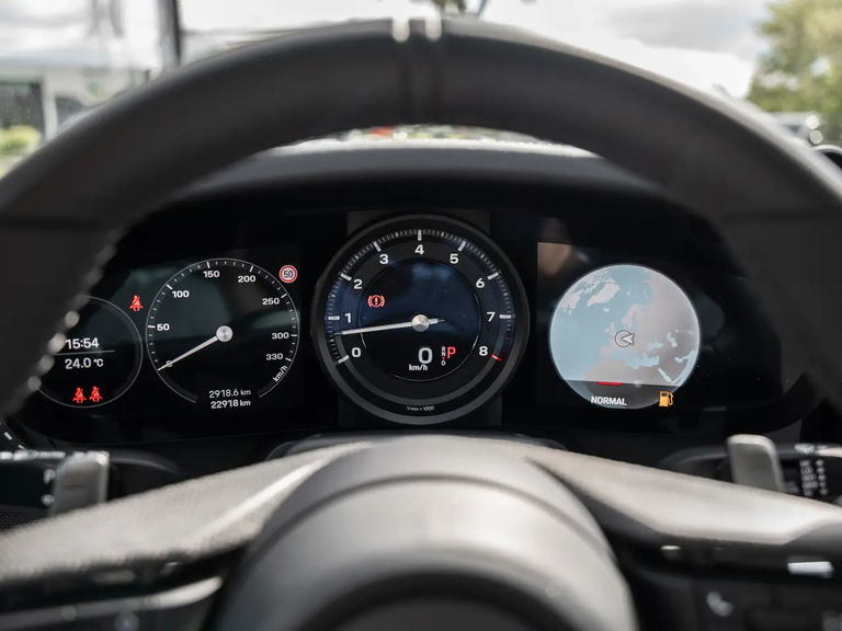 Porsche 992 Carrera 4S