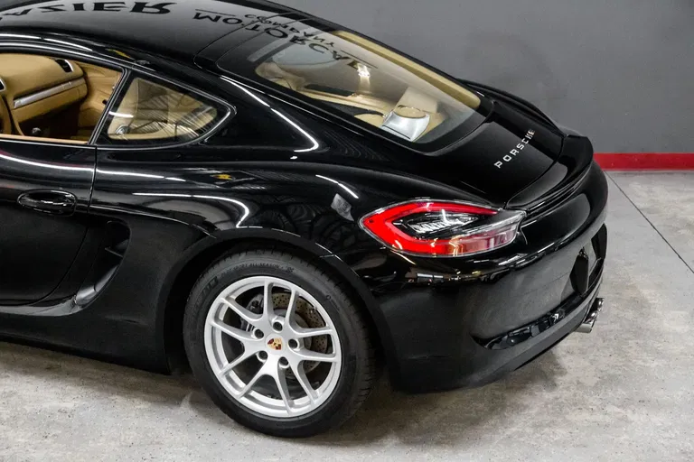 Porsche 981 Cayman