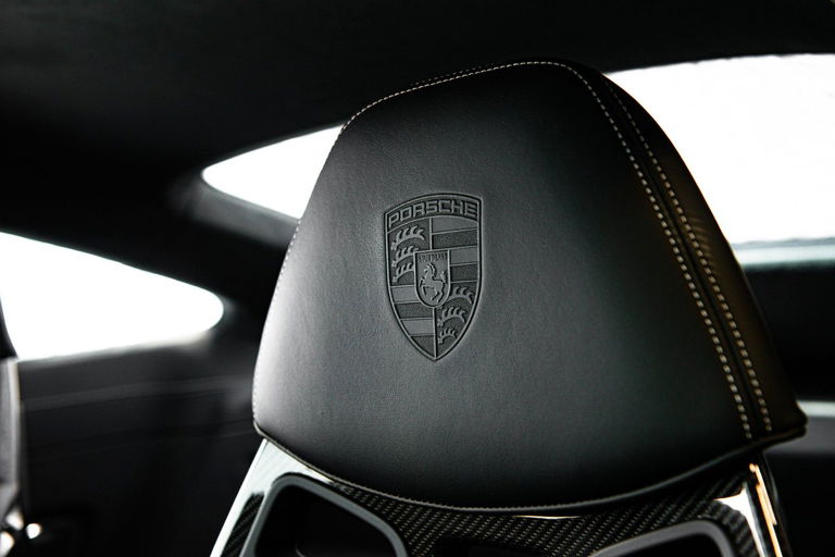 Porsche 992 GT3 Touring