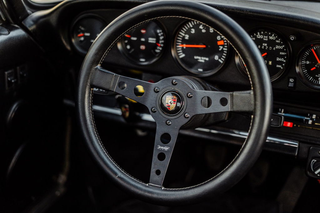 Porsche 911 Backdate