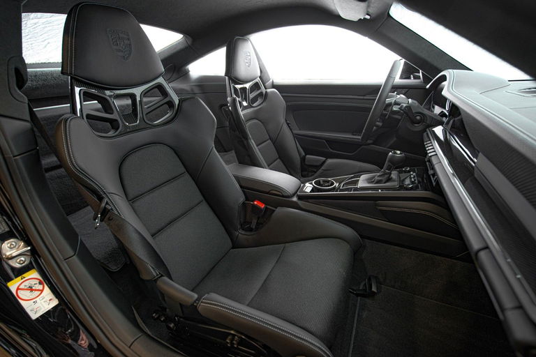 Porsche 992 GT3 Touring