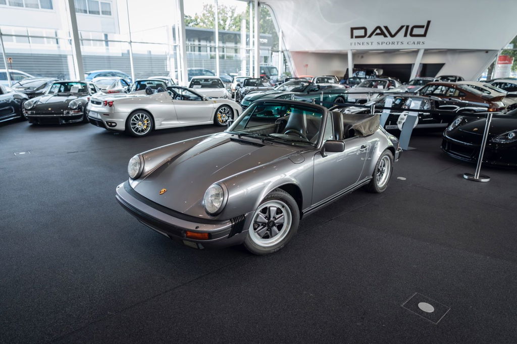 Porsche 911 Carrera 3.2