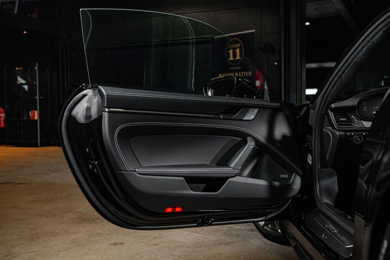 Porsche 992 GT3 Touring