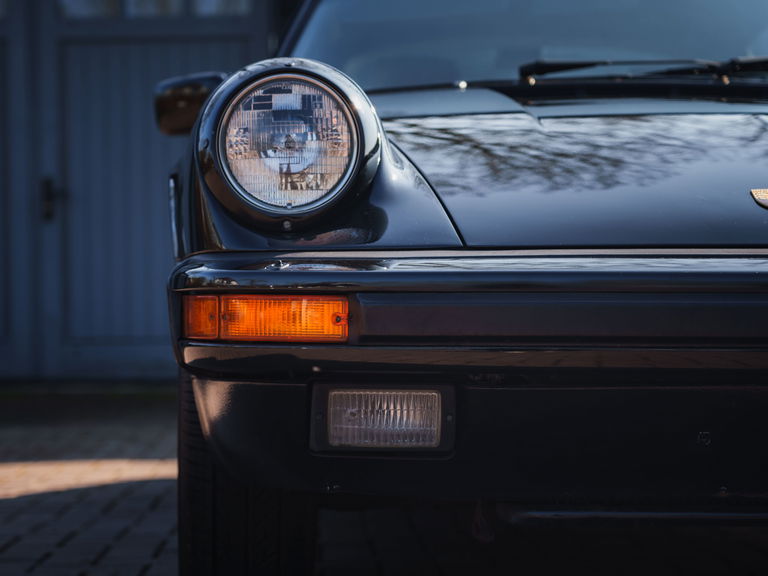Porsche 911 Carrera 3.2 (US)
