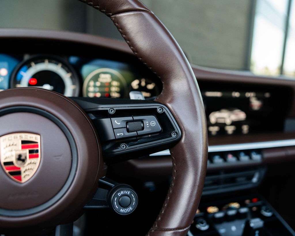 Porsche 992 Carrera 4S