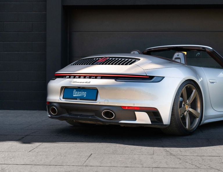 Porsche 992 Carrera 4S