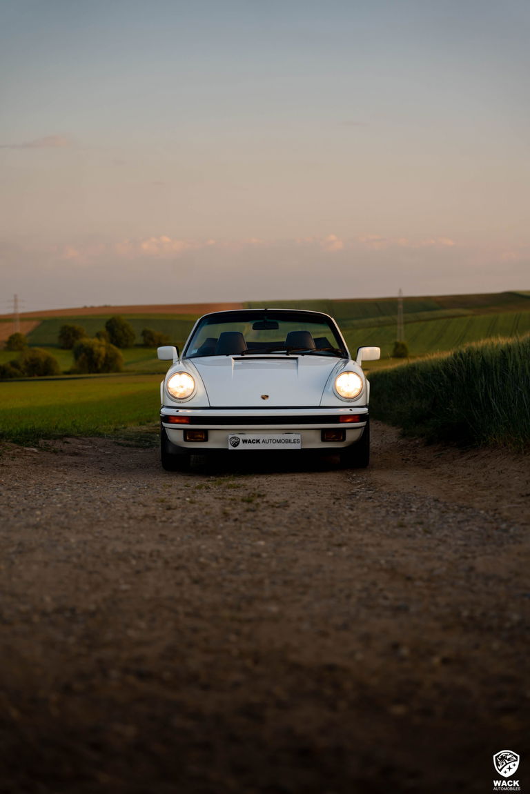 Porsche 911 Carrera 3.2