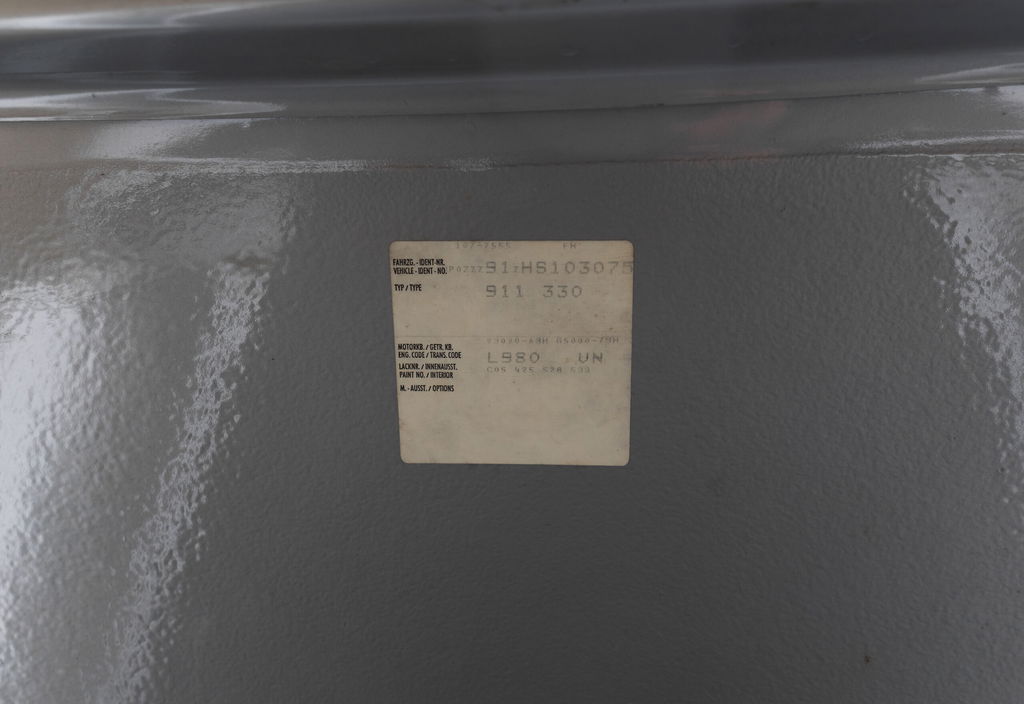 Porsche 911 Carrera 3.2