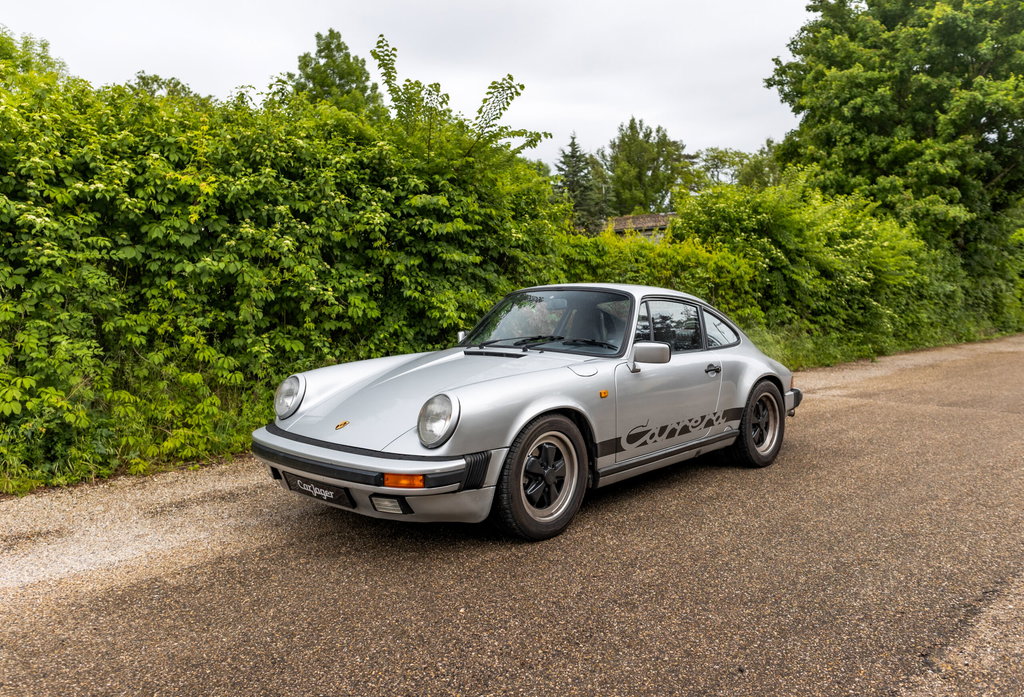 Porsche 911 Carrera 3.2