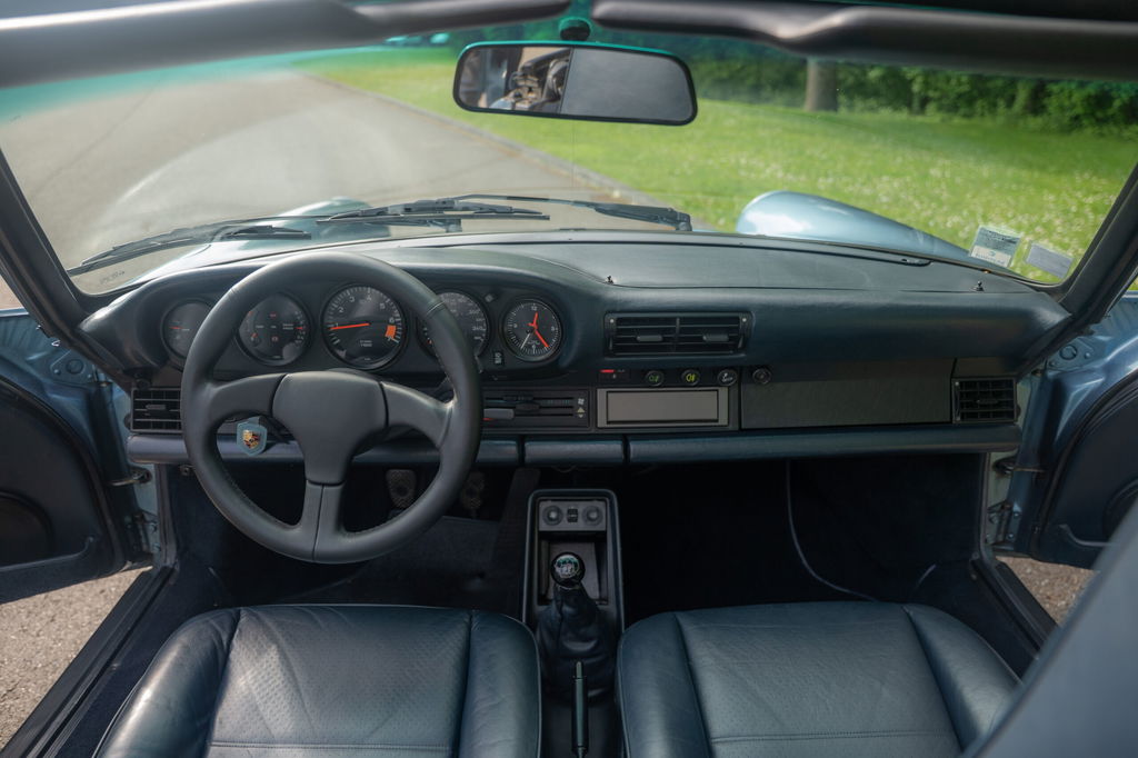 Porsche 911 Carrera 3.2