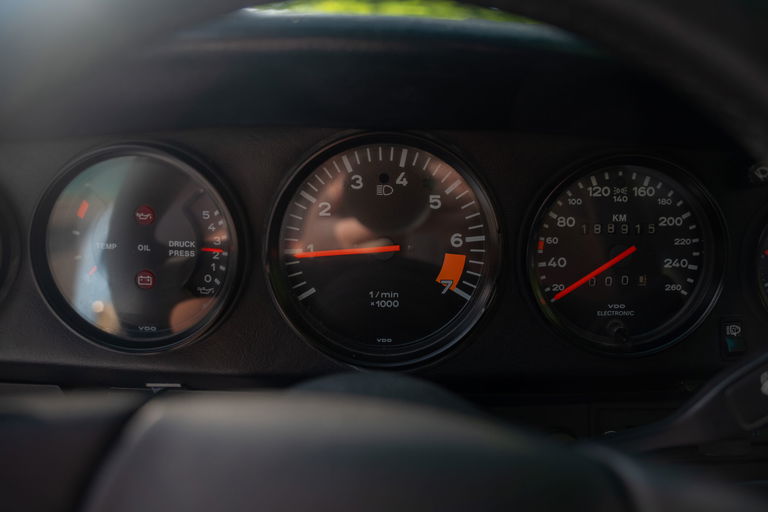 Porsche 911 Carrera 3.2