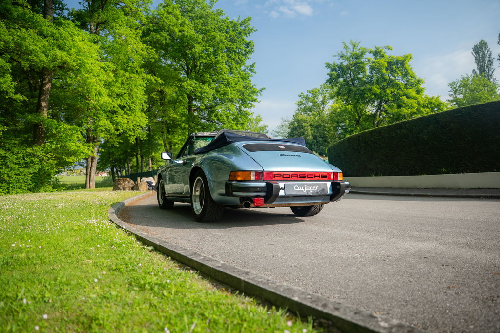 Porsche 911 Carrera 3.2