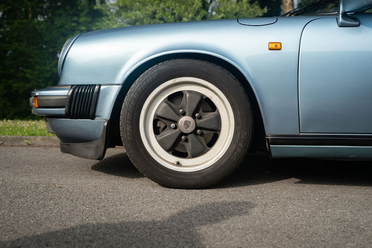 Porsche 911 Carrera 3.2