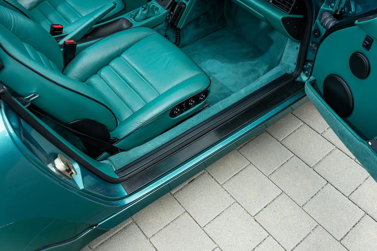 Porsche 964 Carrera 2 Cabrio WTL