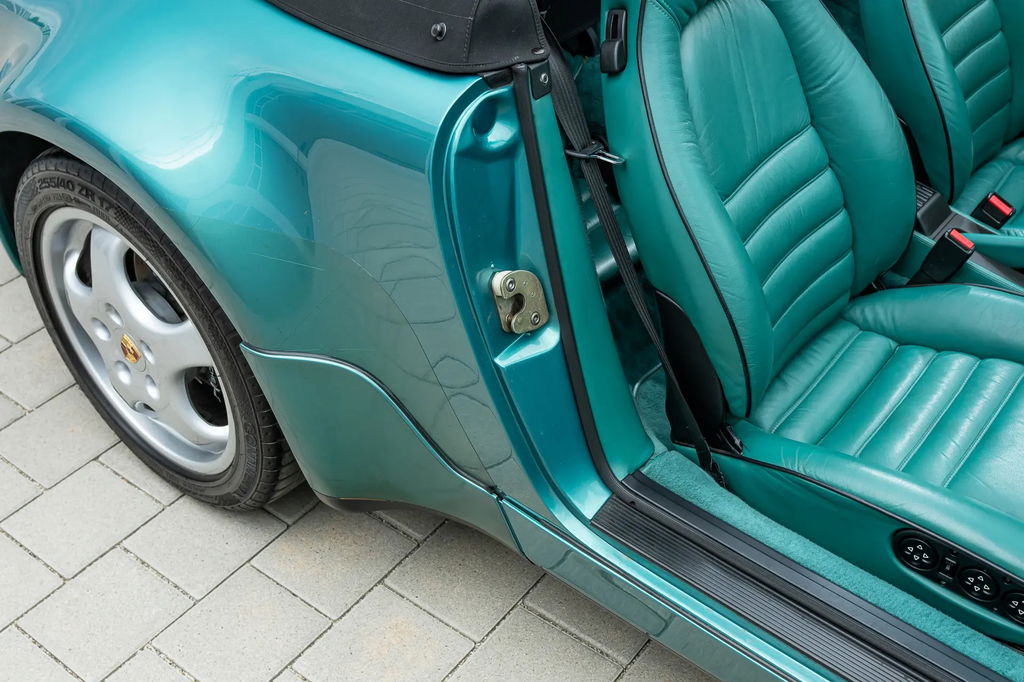 Porsche 964 Carrera 2 Cabrio WTL