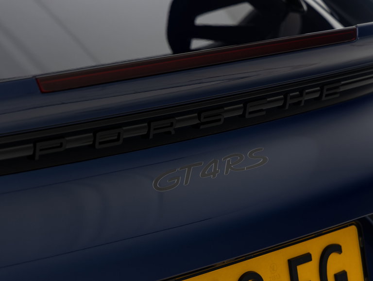 Porsche 718 Cayman GT4 RS