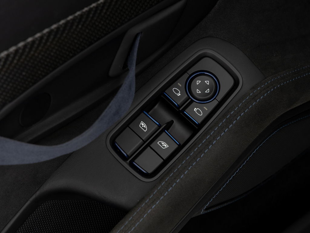 Porsche 718 Cayman GT4 RS