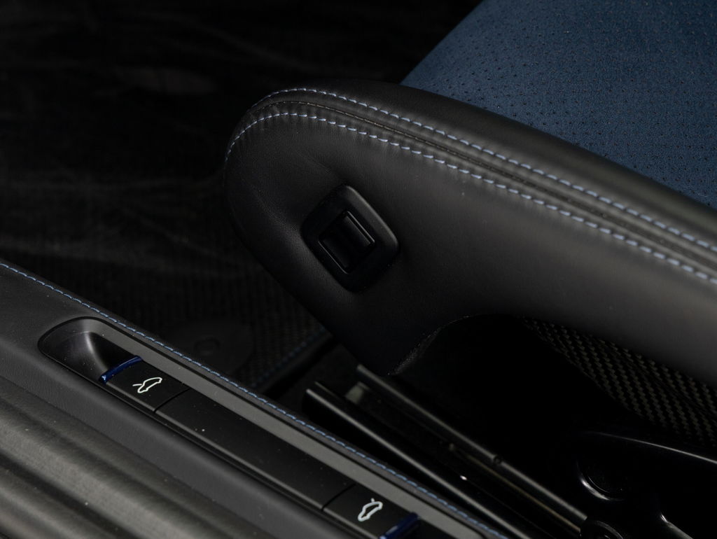 Porsche 718 Cayman GT4 RS