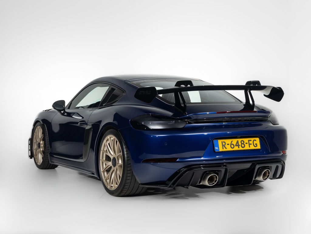 Porsche 718 Cayman GT4 RS