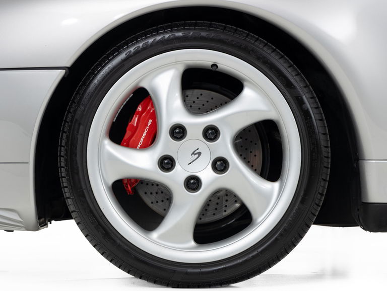 Porsche 993 Carrera 4S