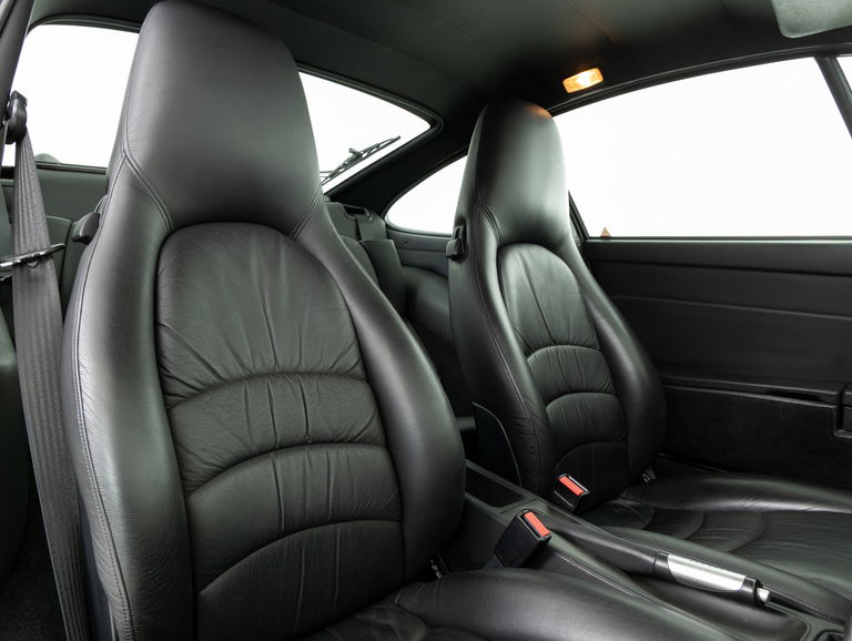 Porsche 993 Carrera 4S