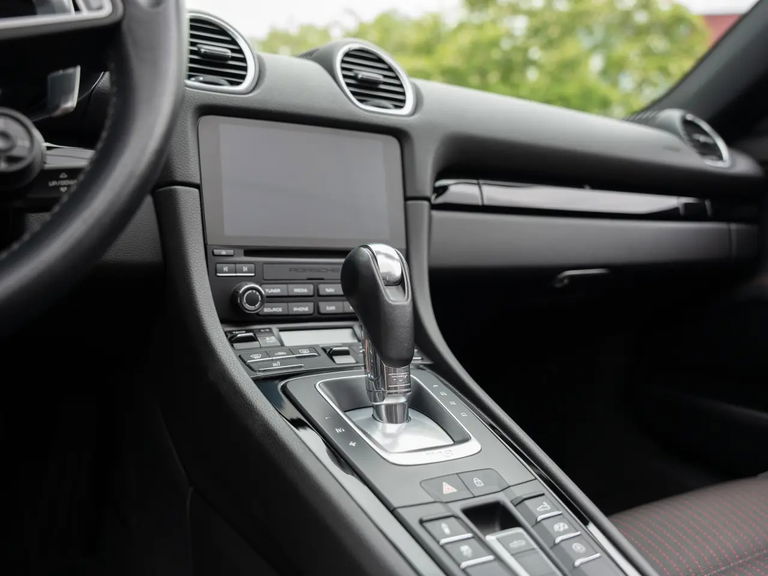 Porsche 718 Boxster T