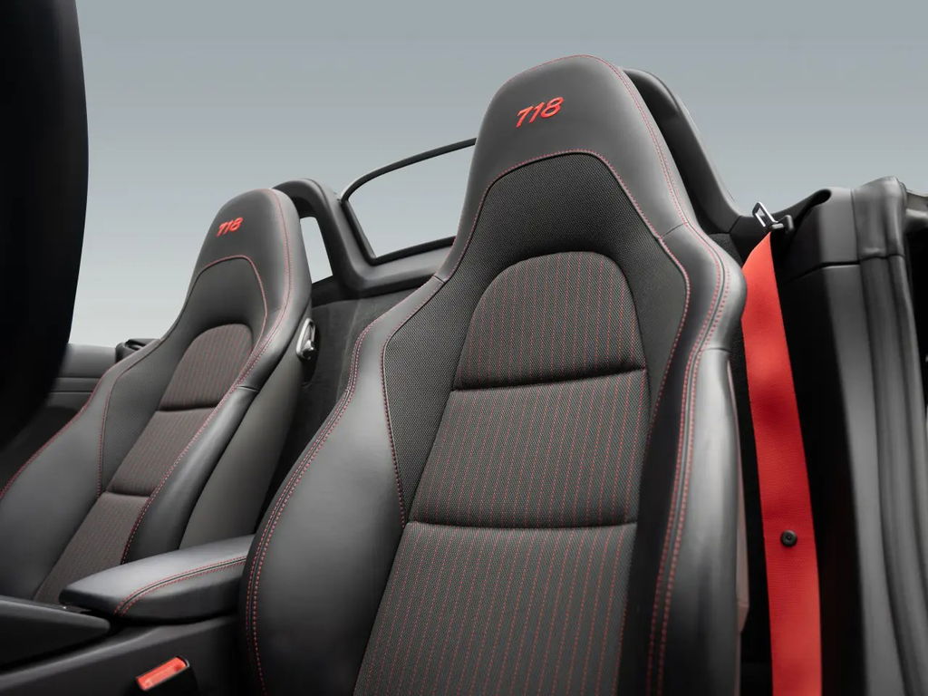 Porsche 718 Boxster T