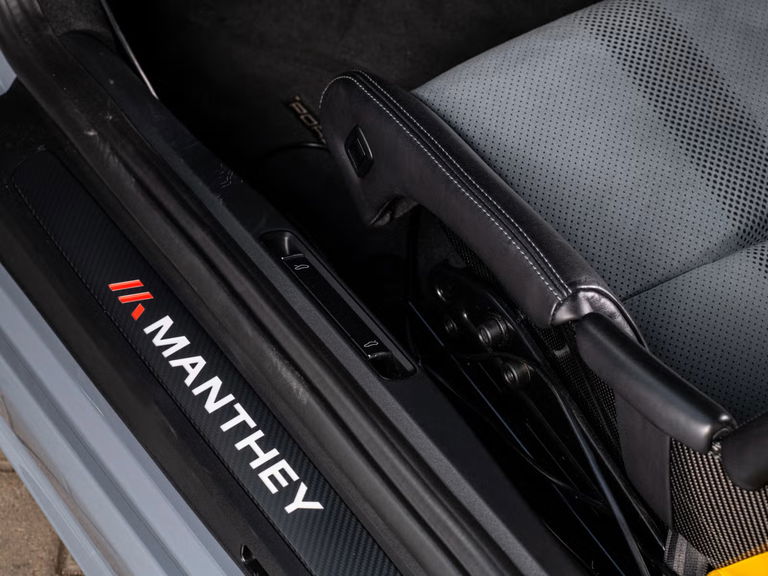 Porsche 718 Cayman GT4 RS