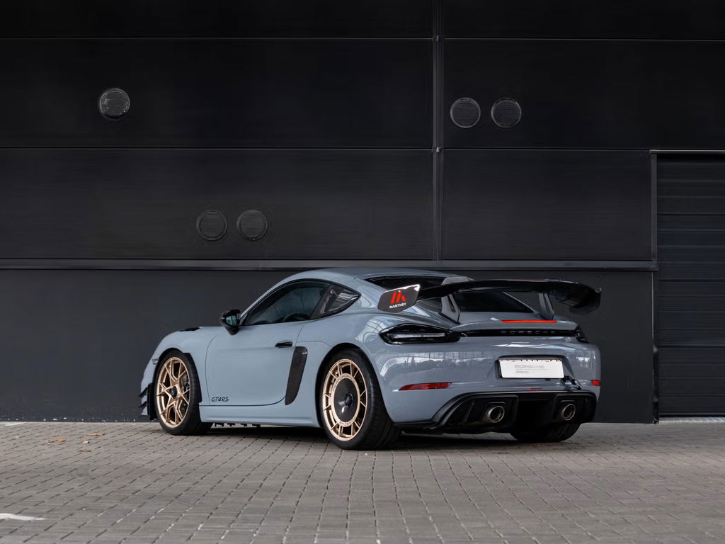 Porsche 718 Cayman GT4 RS