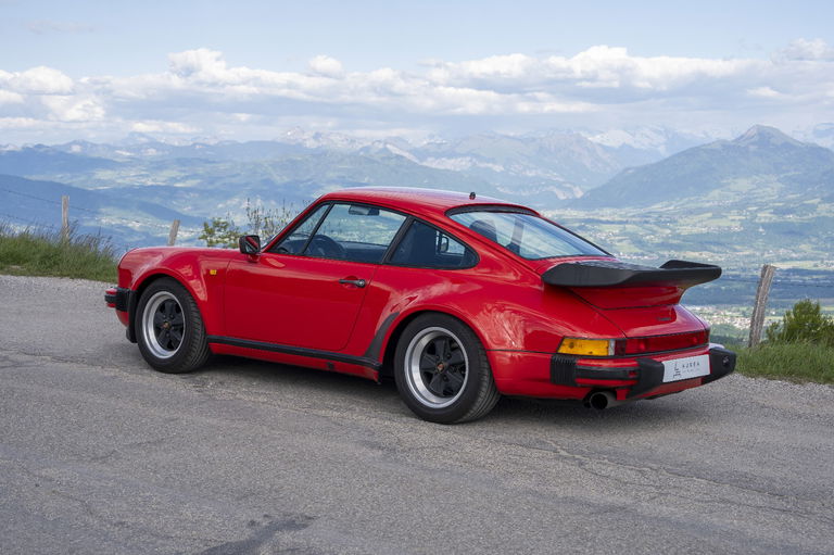 Porsche 911 Turbo 3.3