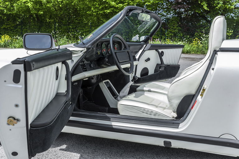 Porsche 911 Carrera 3.2 Speedster