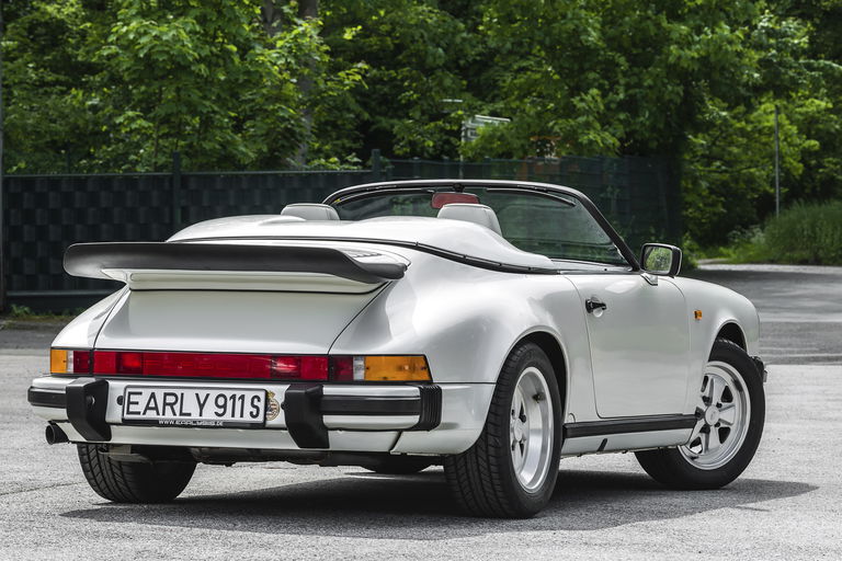 Porsche 911 Carrera 3.2 Speedster