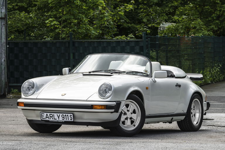 Porsche 911 Carrera 3.2 Speedster