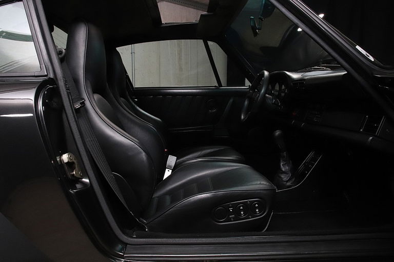 Porsche 911 Turbo 3.3