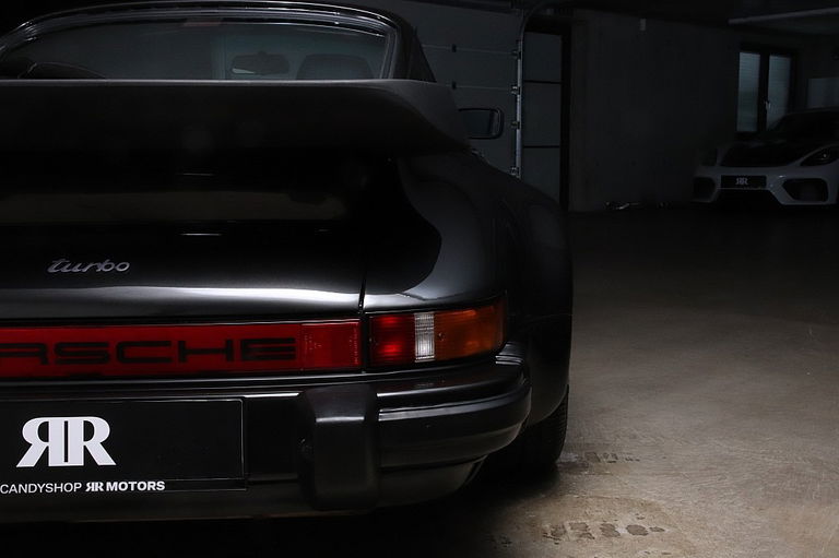 Porsche 911 Turbo 3.3