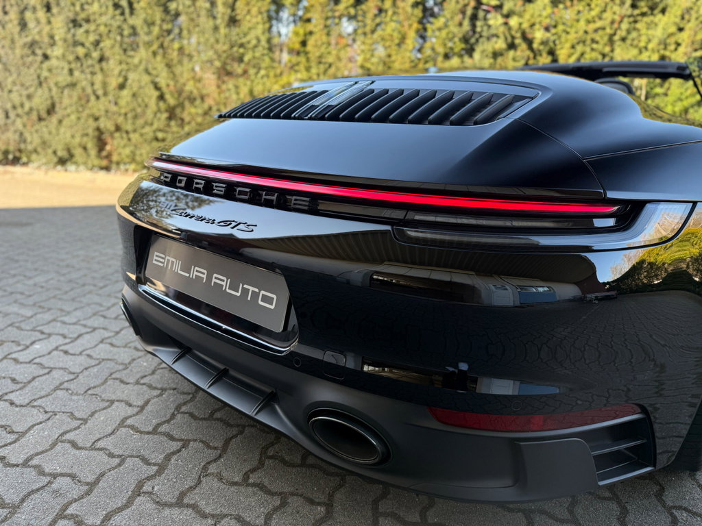 Porsche 992 Carrera GTS