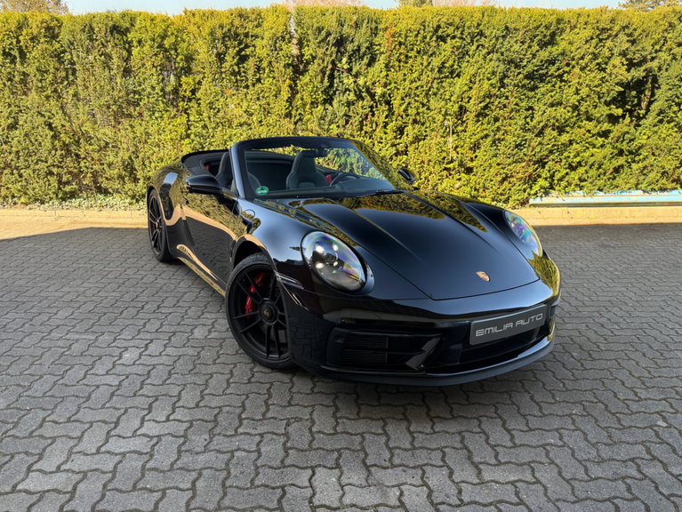 Porsche 992 Carrera GTS