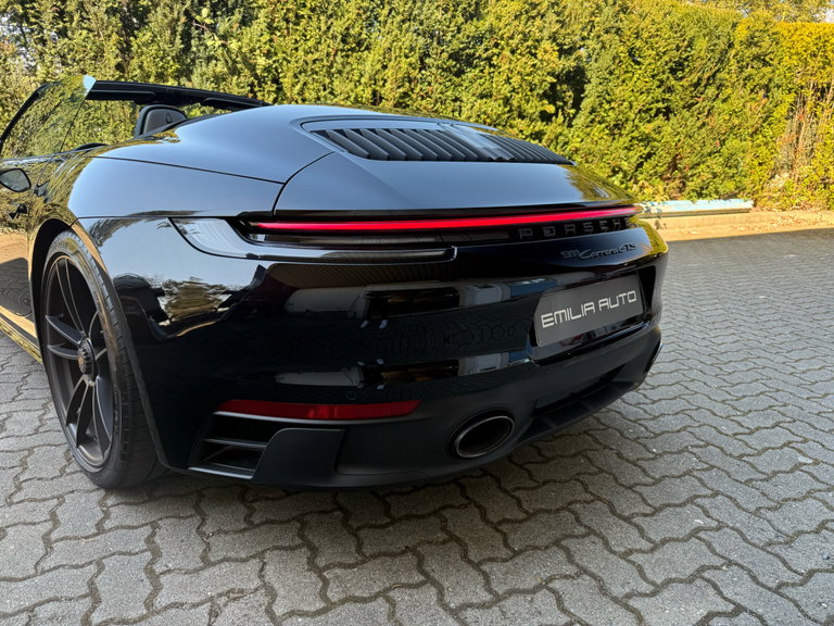 Porsche 992 Carrera GTS
