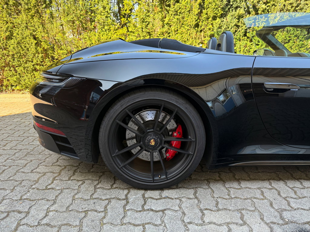 Porsche 992 Carrera GTS