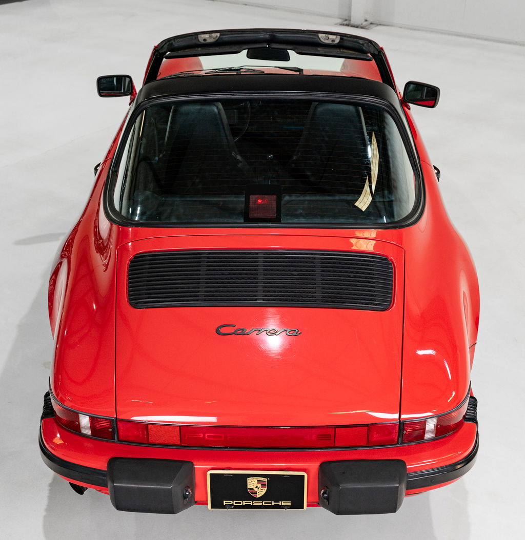 Porsche 911 Carrera 3.2 (US)