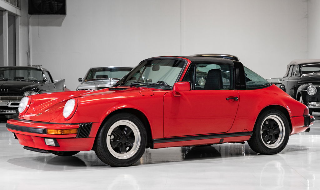 Porsche 911 Carrera 3.2 (US)