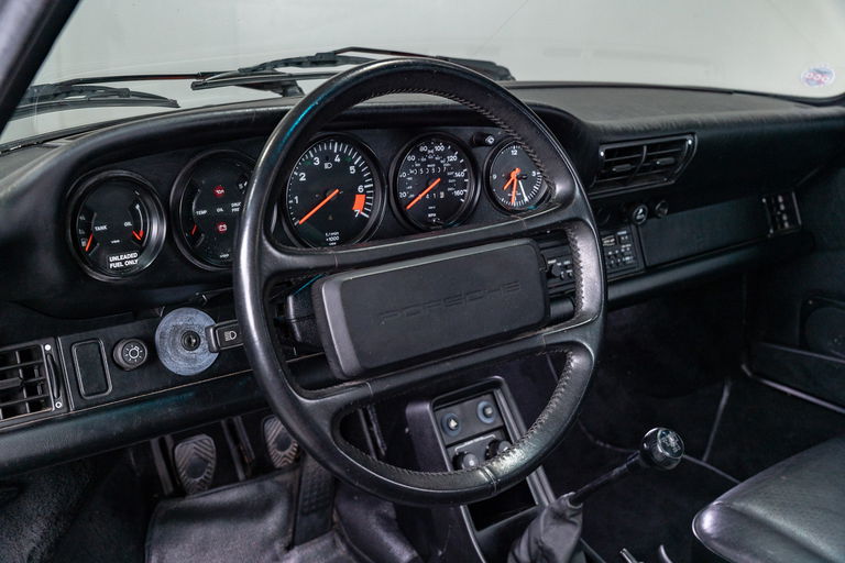 Porsche 911 Carrera 3.2 (US)